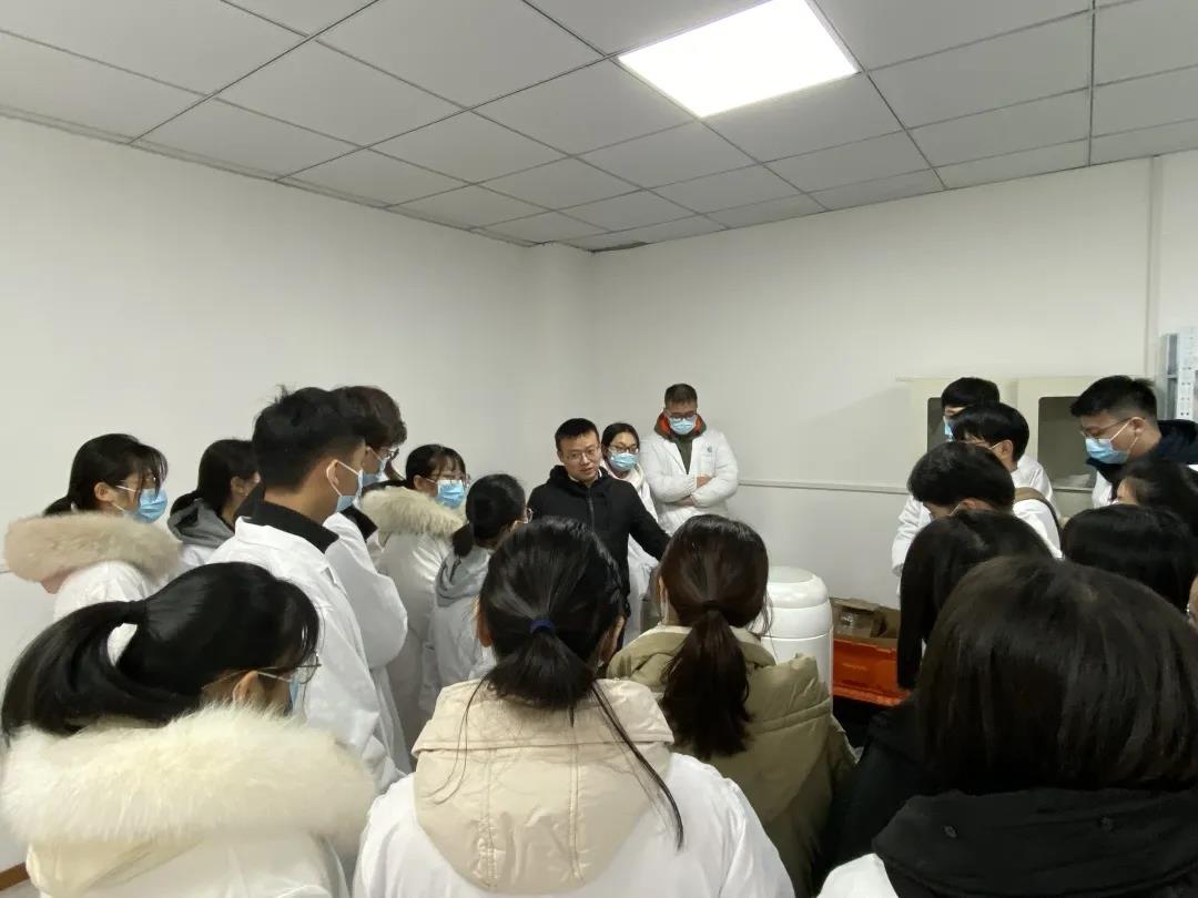 1641446282102785.jpg 1641446282102785.jpg